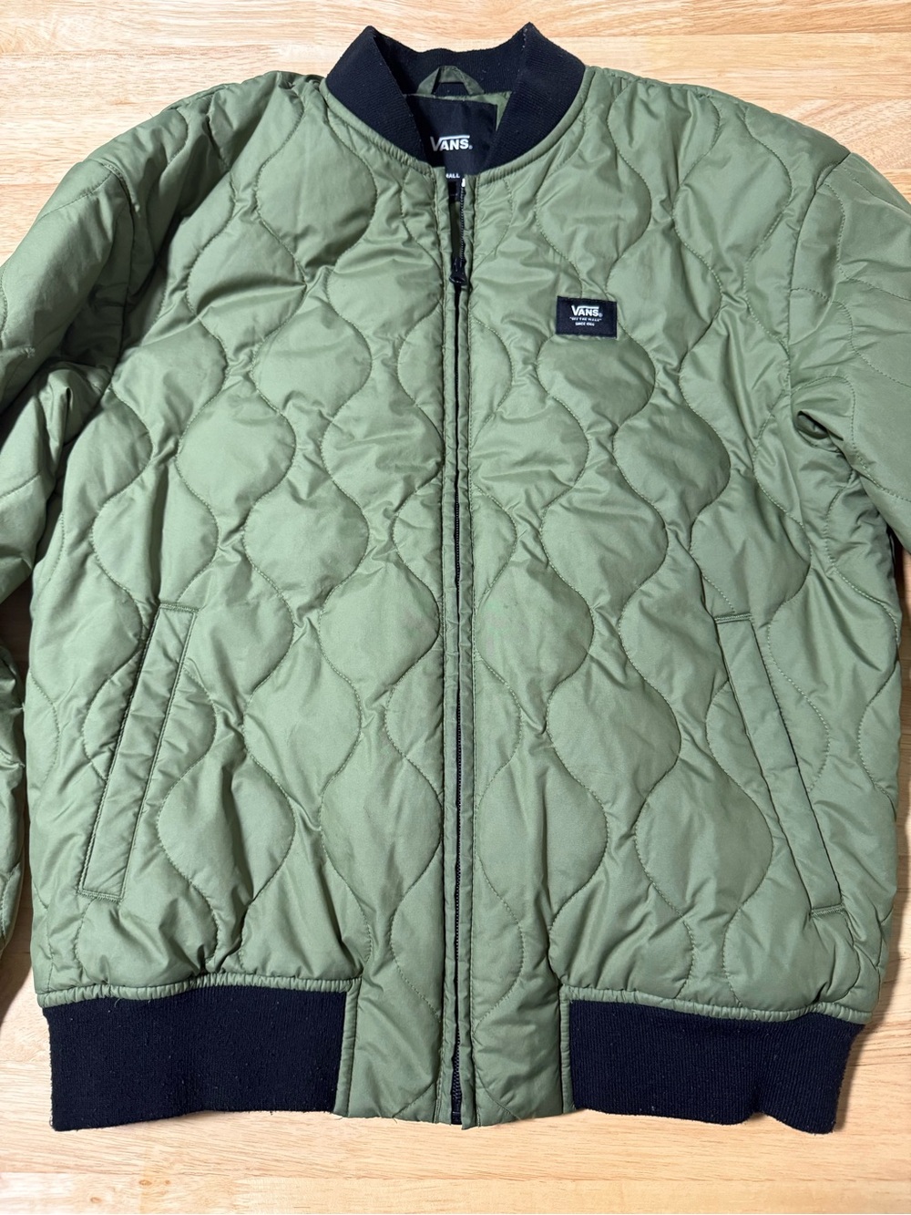 Vans Women’s XS Quilted Bomber Jacket Green Full Zip